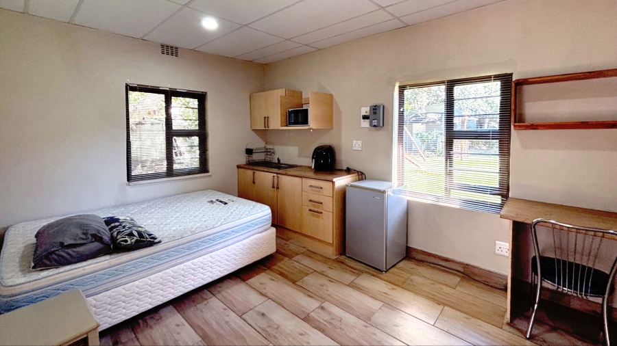 To Let 1 Bedroom Property for Rent in Park West Free State